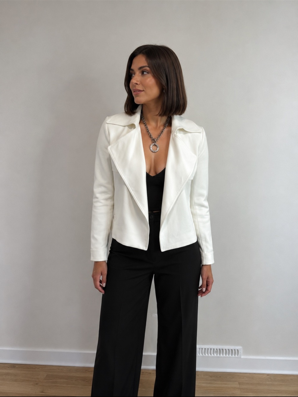 Gorgeous Aritzia White Open-Front Draped Trench Coat❤️2XS